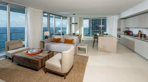 Hyde Resort & Residences image 32